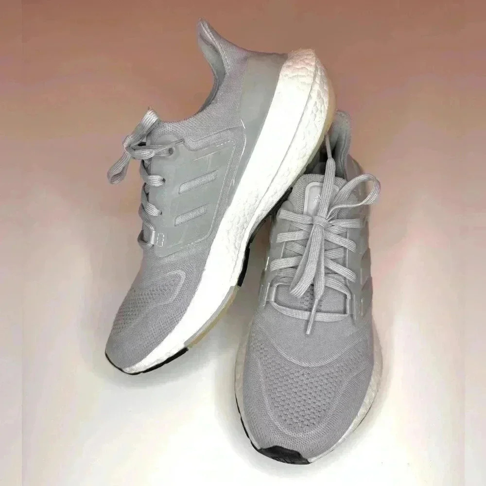 adidas Women's Ultraboost 22 W Trainers Gray Size- 8 - Picture 4 of 9